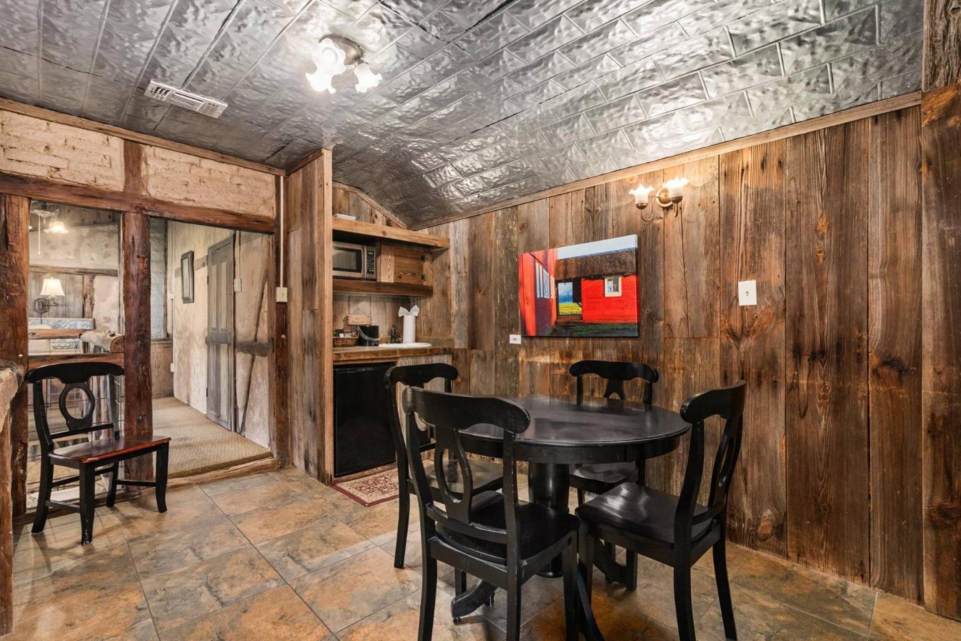 #6 The Root Cellar At Garrison In Gruene New Braunfels Exterior foto